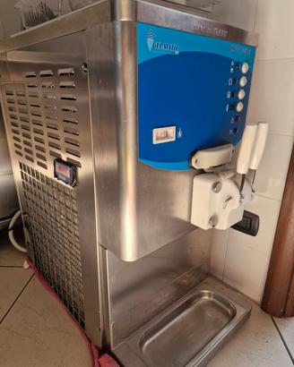 Macchina per lo yogurt 