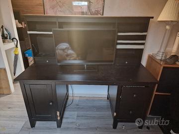 Scrivania Ikea Hemnes