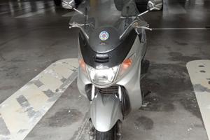 Suzuki AN Burgman 400 - 2000