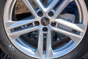 cerchi e gomme Audi q5 originali 