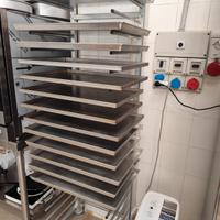 CARRELLO PORTATEGLIE