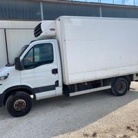 IVECO DAILY 65C15 ISOTERM. CON SPONDA POST.CARIC