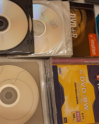 CD-R, CD-RW, DVD-R, DVD-RW Nuovi - 87 pezzi