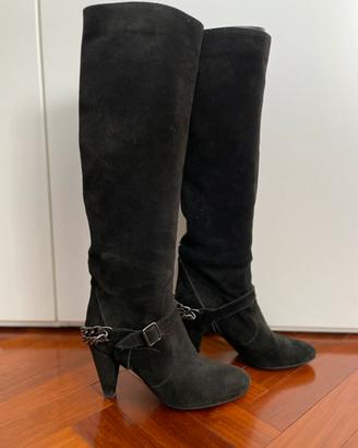 Fornarina stivali in camoscio neri con catena 37