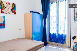 Grande luminosa singola zona bocconi