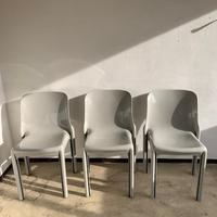 3 sedute Selene Vico Magistretti per Artemide