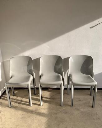 3 sedute Selene Vico Magistretti per Artemide