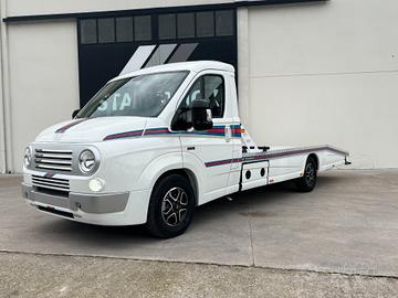 CARROATTREZZI Patente B - Allestimento ALLUMINIO