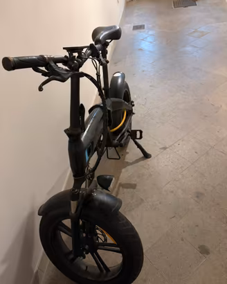 Bici elettrica ICON E pieghevole