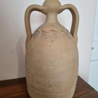 Anfora in terracotta con due manici