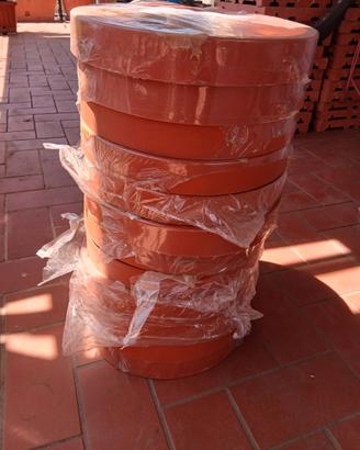 sottovasi con ruote