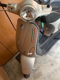 Piaggio Vespa 50 LX 4T