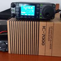 ICOM IC7000 ricetrasmettitore