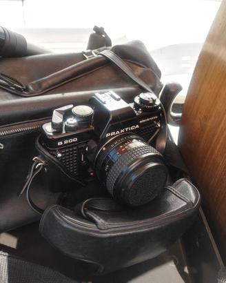 Macchina fotografica Pratica b200