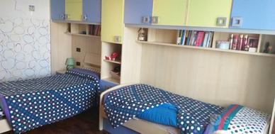 Cameretta, 2 lettini.