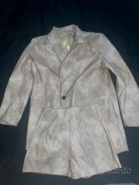 Completo giacca + pantaloncino in ecopelle – NUOVO