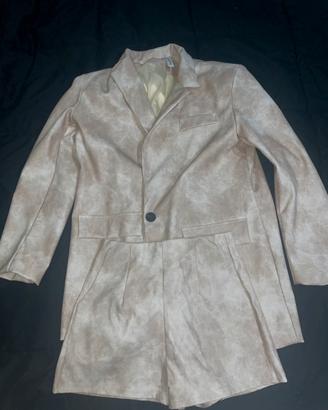 Completo giacca + pantaloncino in ecopelle – NUOVO