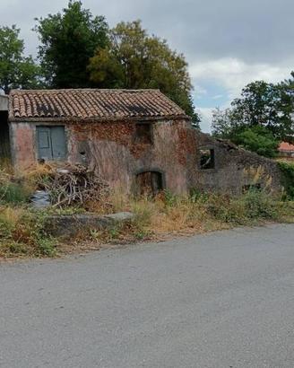 Rustico / Casale di 81 m² con 3 locali a Milo