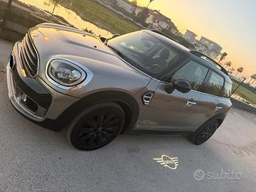 mini countryman  cooper D baker street