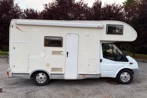 Camper Challenger Genesis 33