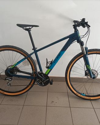 Bici Cube Aim Race, taglia M