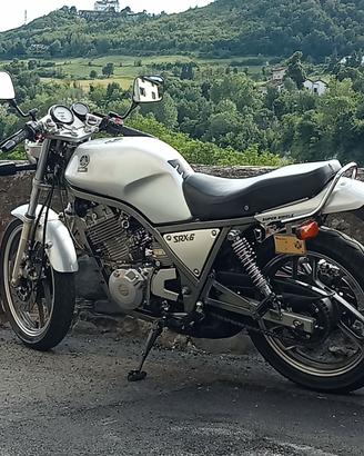 Yamaha SRX 600