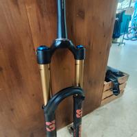 Forcella Fox 38 Gripx2 29 offset 44 NUOVA