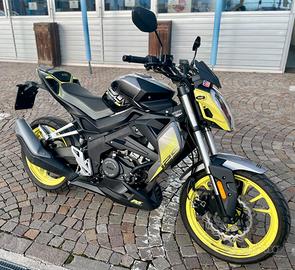 UM XTREET RS 125 MOTO USATO GARANTITO