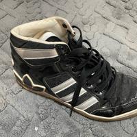 Scarpe adidas
