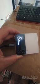 samsung flip 4 128gb schermo interno rotto