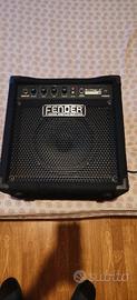 ampli basso Rumble 15    w38 FENDER