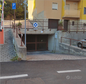 Garage in via Lisbona