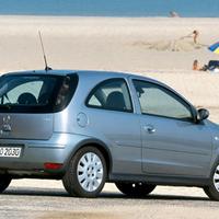 Opel corsa C portaoggetti vano radio