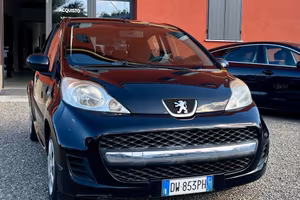 Peugeot 107 1.0 benzina AUTOMATICA!