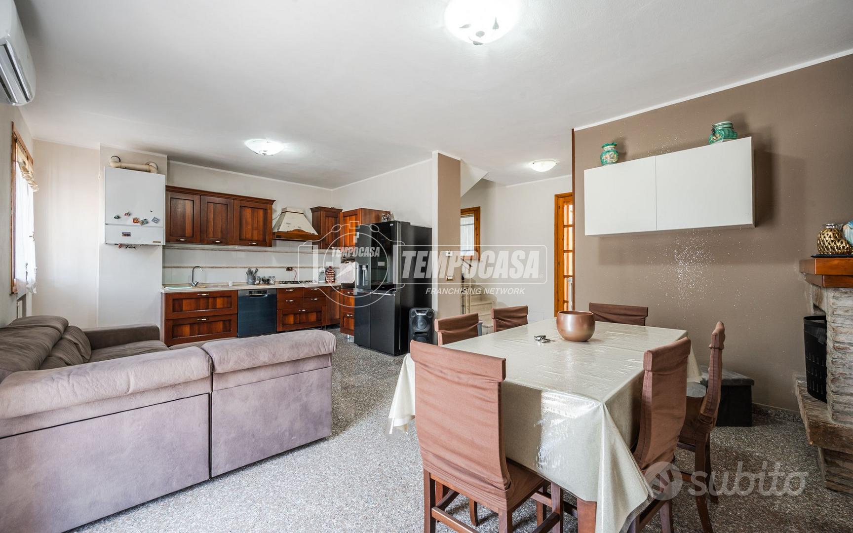 Casa – Vignola, Cà de Barozzi - Altro