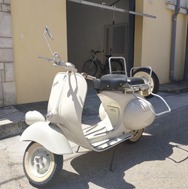 Vespa faro basso anno 1957