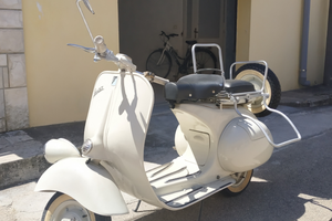 Vespa faro basso anno 1957