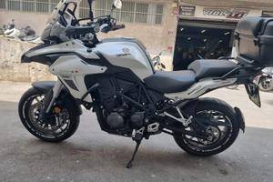benelli TRK 502 