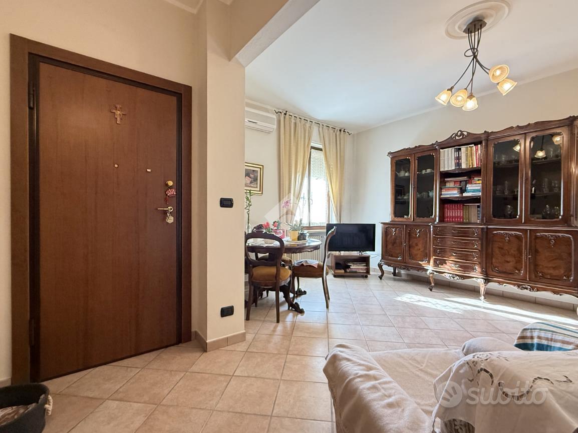 4 LOCALI A ACQUI TERME - Vista 4