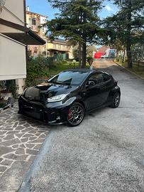 Yaris gr