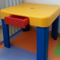 Tavolino Chicco con due sedie