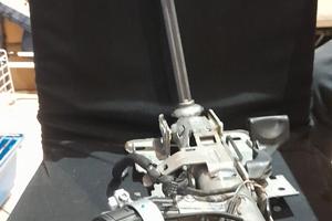 Piantone sterzo peugeot 2008