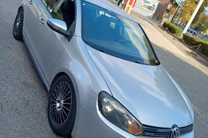 VOLKSWAGEN GOLF 6