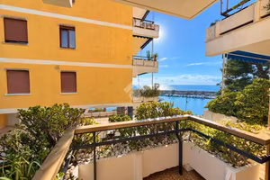 4 LOCALI A SAN LORENZO AL MARE