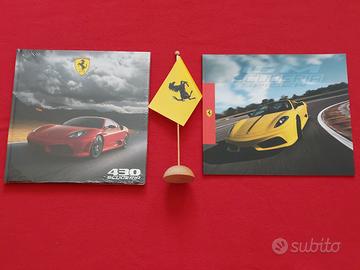 Ferrari 430 Scuderia e Spider 16M  Brochure Nuove