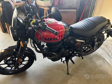 Royal Enfield Hunter Rebel Red