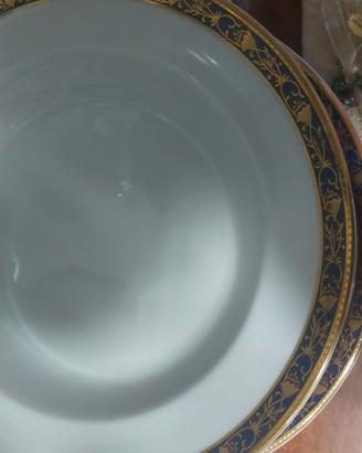 set piatti e bicchieri 