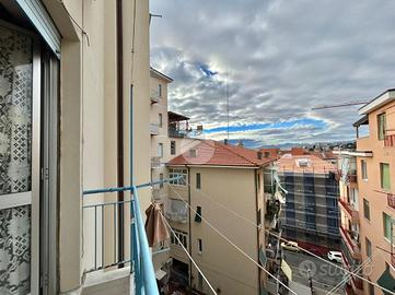 3 LOCALI A SAVONA