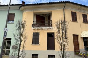 SOLUZIONE INDIPENDENTE IN PIENO CENTRO SENZA BARRI