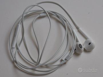 Apple Auricolari EarPods connettore Lightning